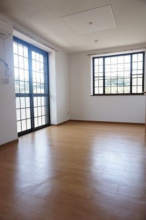 茨城県日立市折笠町1(アパート)の賃貸物件の居間