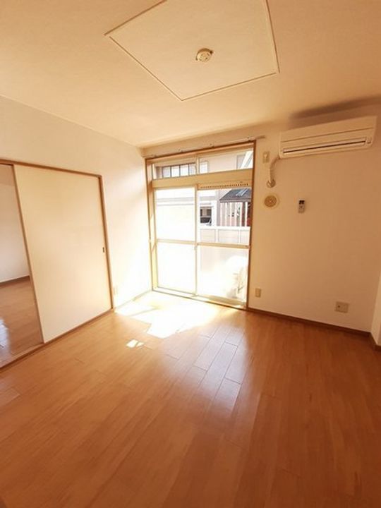 キャッスル福田の内装