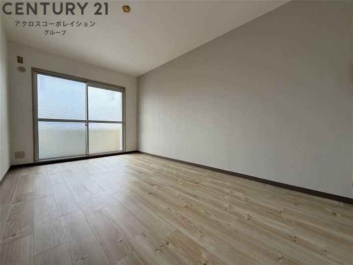 プチグレイス5番館の居間