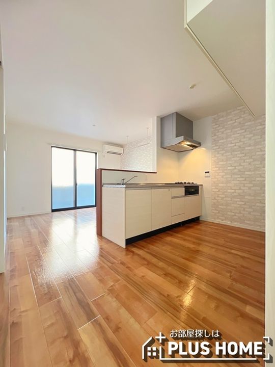 和歌山県和歌山市今福5(アパート)の賃貸物件の居間