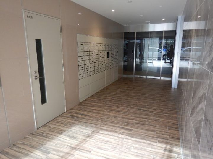 東京都町田市原町田5(マンション)の賃貸物件の地図