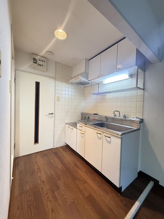 東京都多摩市鶴牧6(マンション)の賃貸物件のキッチン