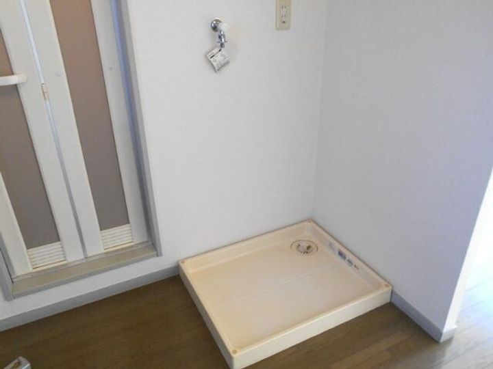 ハイツアシザワの内装