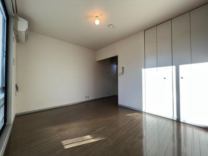 ハイツアシザワの内装