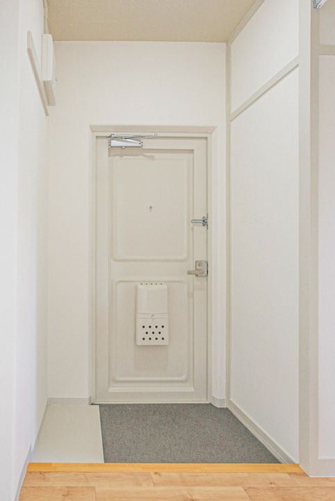 UR金剛の玄関