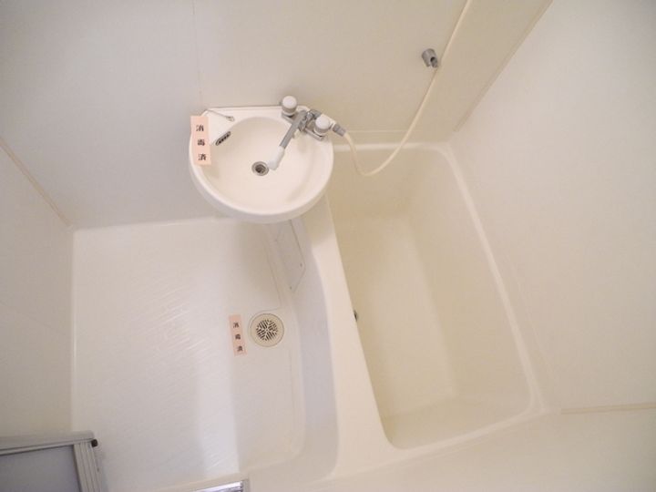 メゾンエスポワール家野町の風呂