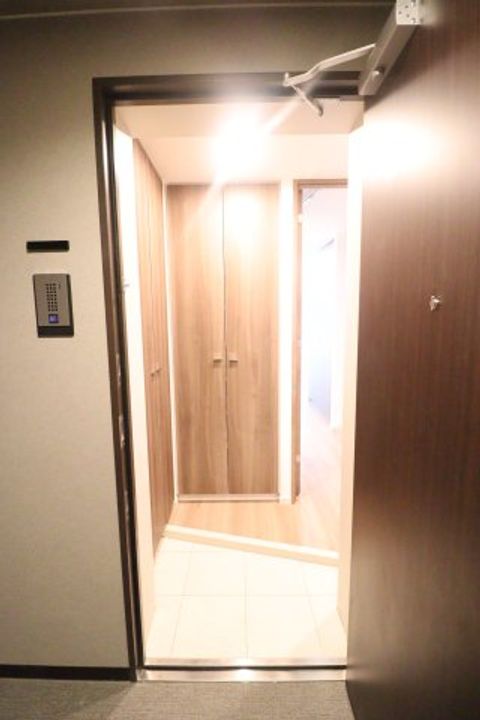 M-Point+の玄関