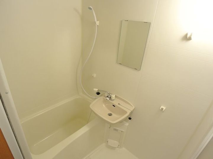 ヒルステージKの風呂