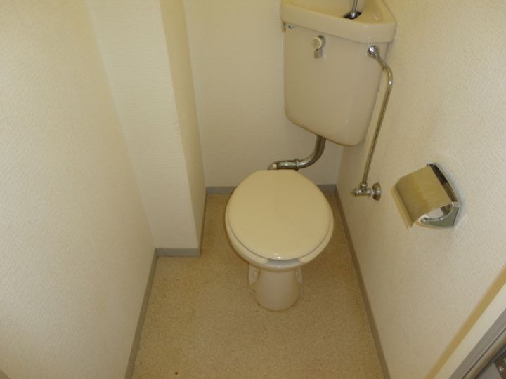 サムハイツの内装