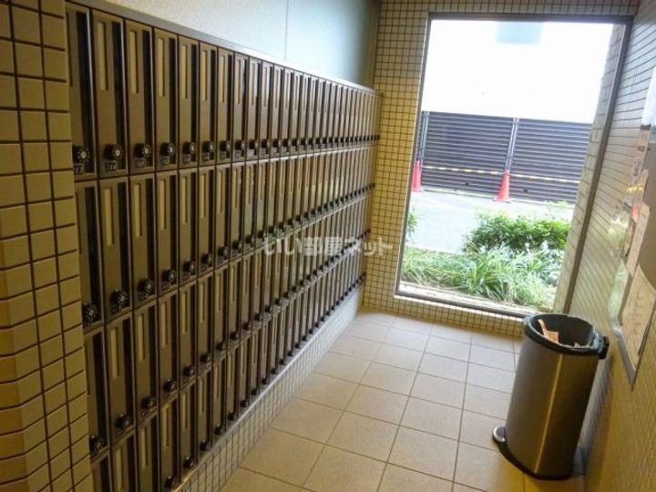 レジディア三宮東の地図