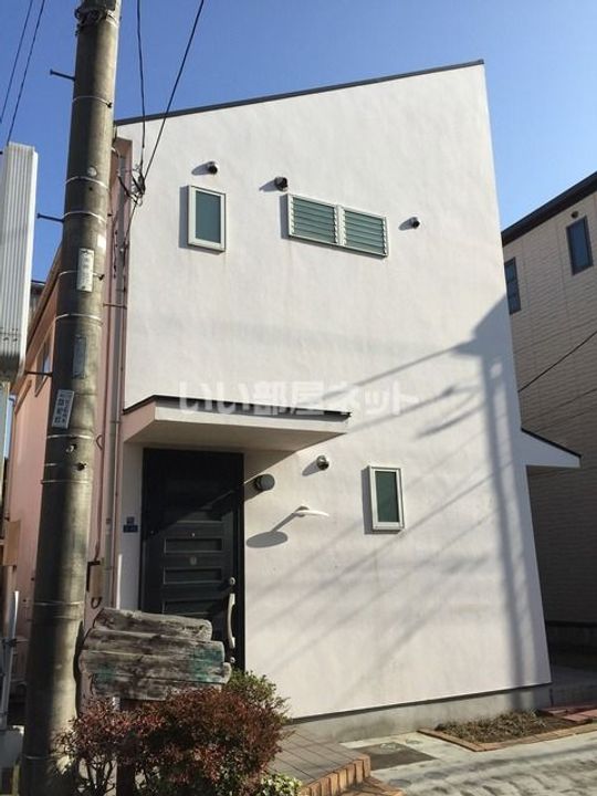 神奈川県藤沢市鵠沼石上2(一戸建)の賃貸物件の外観