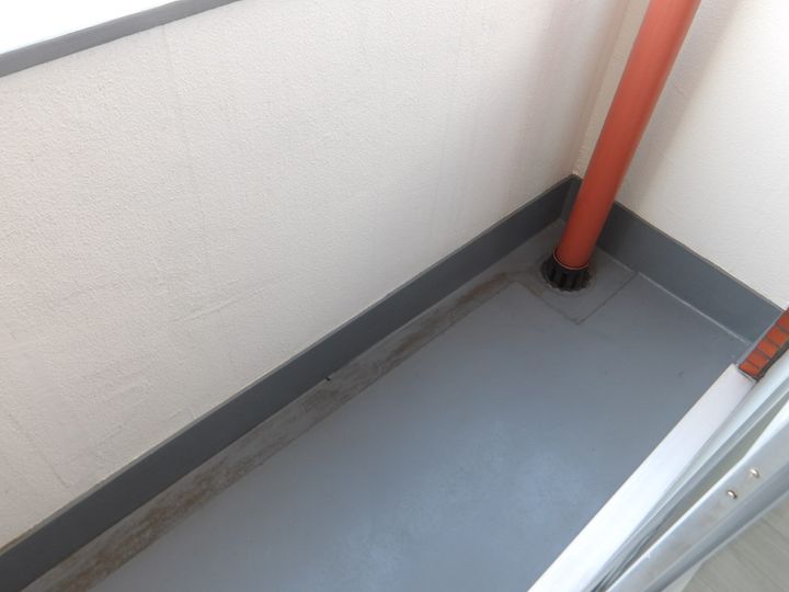 いすずビルの内装