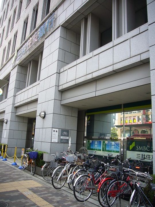 南森町ロイヤルハイツの周辺