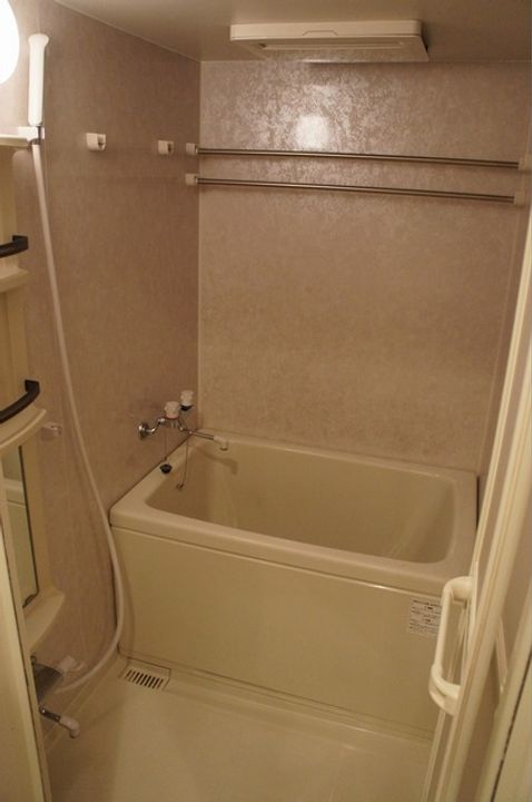 ボンボニエールの風呂