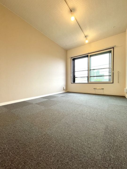 スカイクライシス平和台の居間