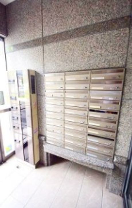 神奈川県横浜市西区久保町(マンション)の賃貸物件の地図