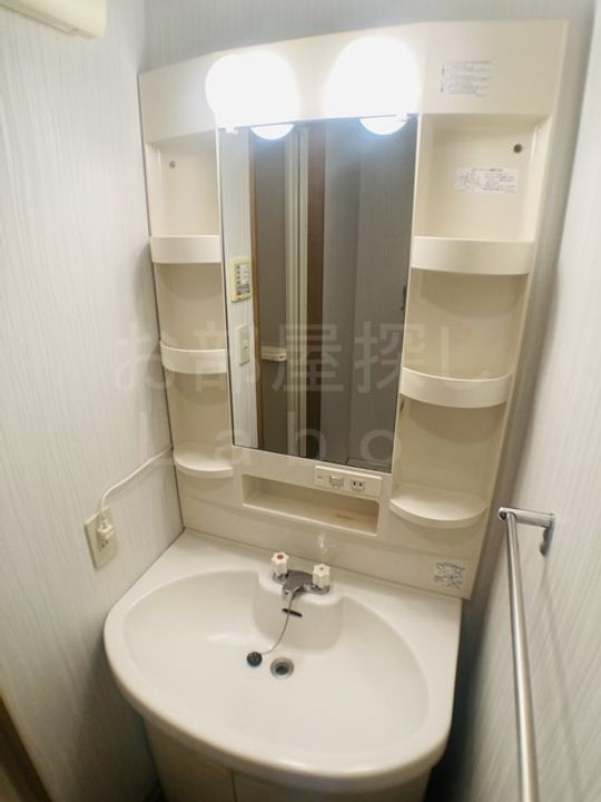 神奈川県南足柄市岩原(マンション)の賃貸物件の内装