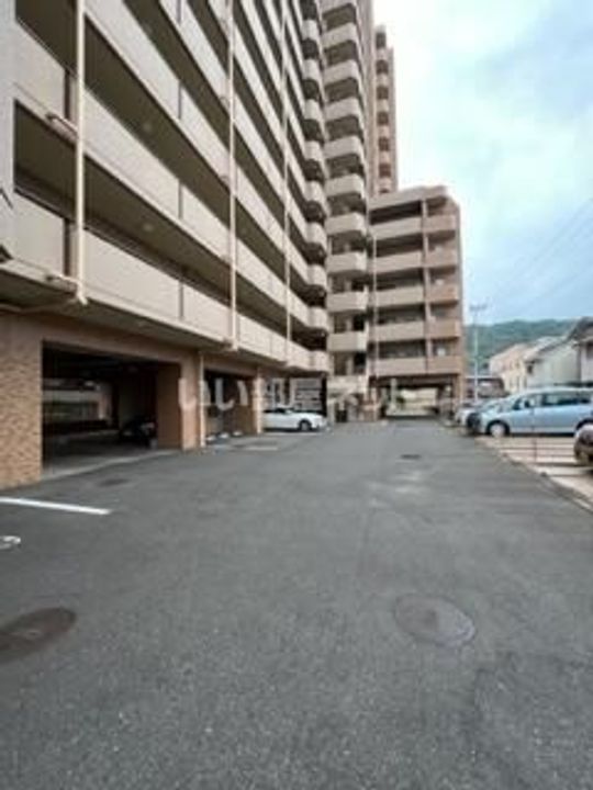 ライオンズマンション佐古六番町の地図