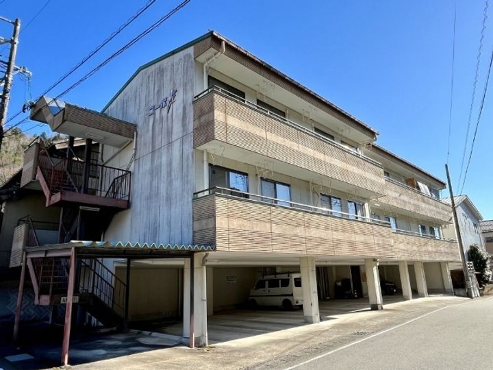 コーポ匠 A棟の外観