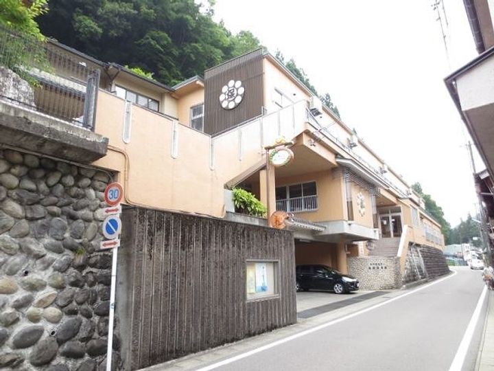 コーポ匠 A棟の周辺