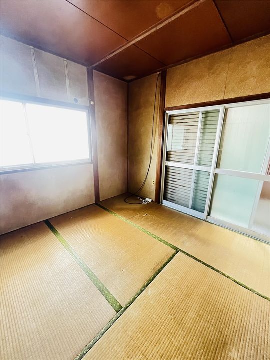 相川アパート(元村)の居間