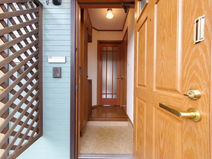 ベルツリーレジデンス 3号館の玄関