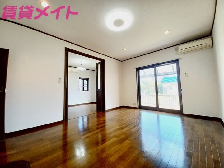 三重県鈴鹿市若松東1(一戸建)の賃貸物件の居間