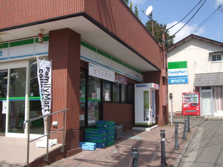 メゾン・ファーチレイの周辺