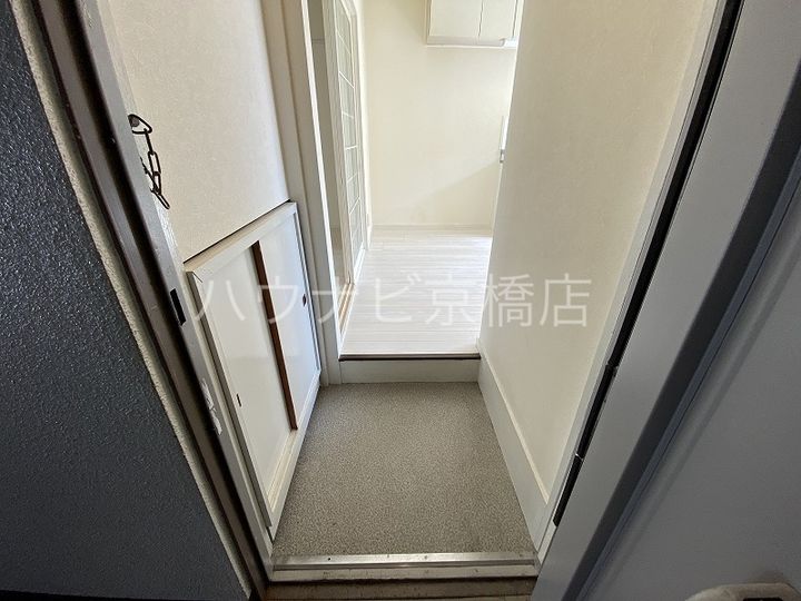 大阪府大阪市旭区高殿2(マンション)の賃貸物件の玄関