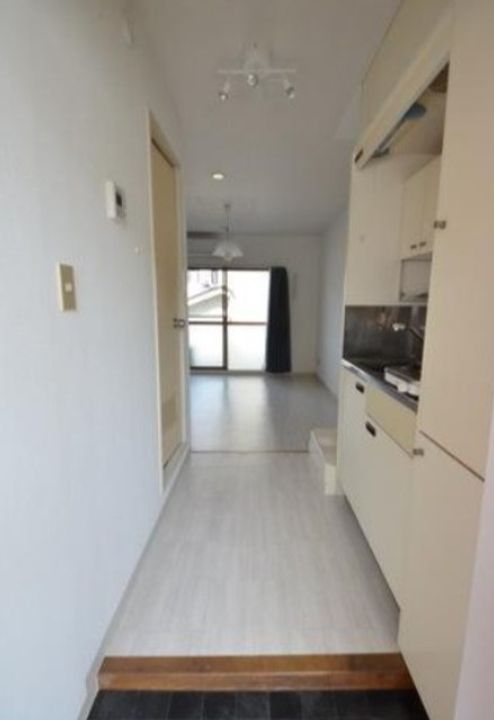 ビアン国立の玄関