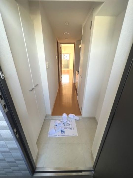 ルクレ京橋の玄関