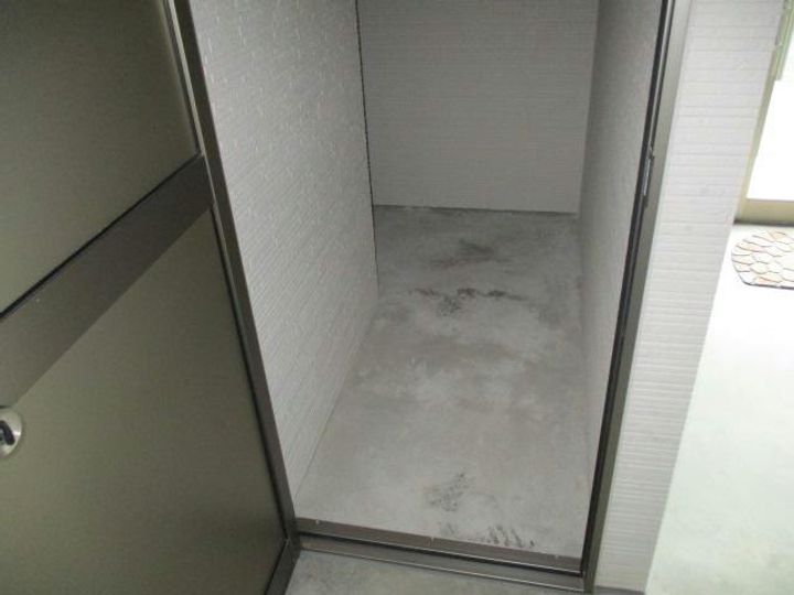 Uアザラシの内装