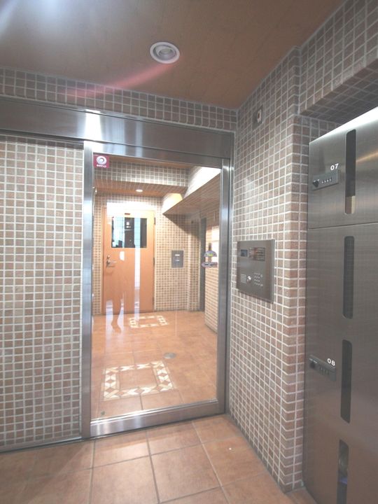 東京都文京区湯島4(マンション)の賃貸物件の地図