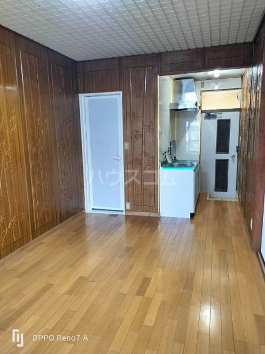 コーポFUJISEIの居間