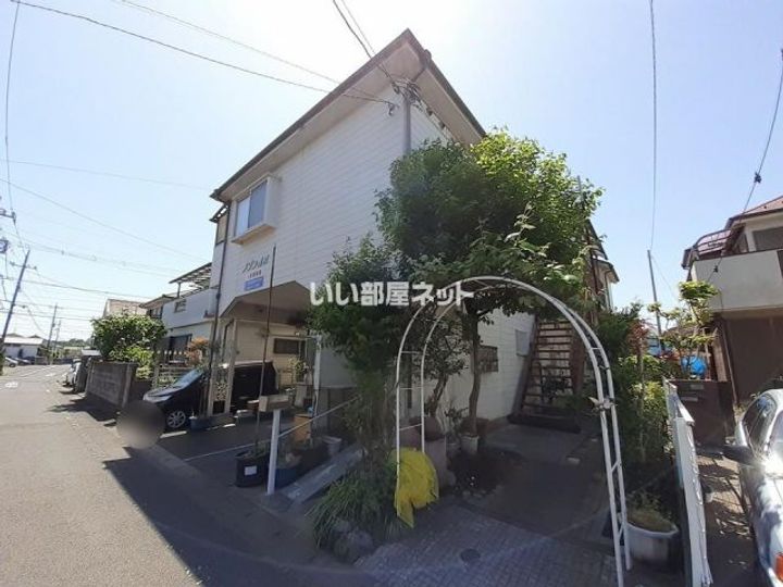 メゾン樫村の地図