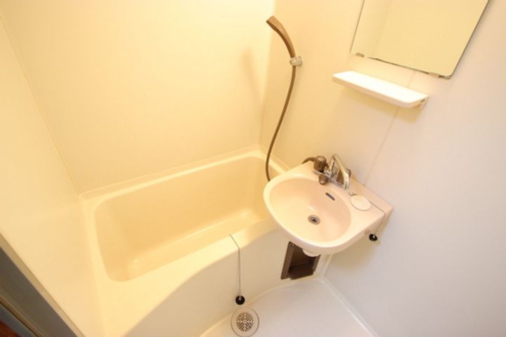 イトービル3の風呂