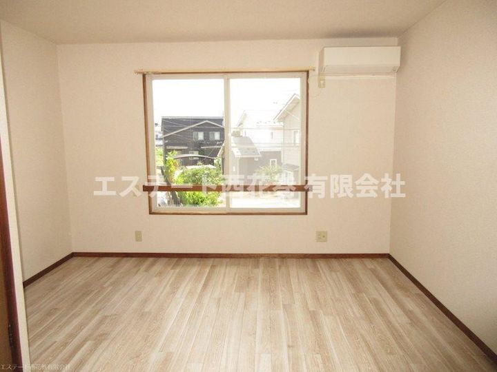 コーポネメアIの居間