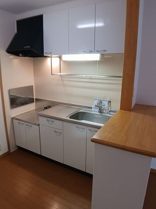 広島県安芸郡熊野町川角3(アパート)の賃貸物件のキッチン