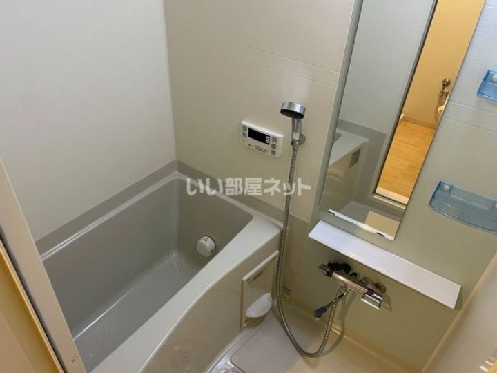 兵庫県伊丹市南本町2(マンション)の賃貸物件の風呂