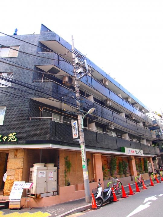 東京都港区麻布十番2(マンション)の賃貸物件の外観