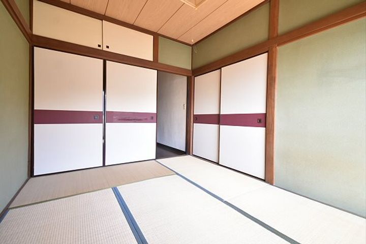 東京都三鷹市大沢1(アパート)の賃貸物件の居間