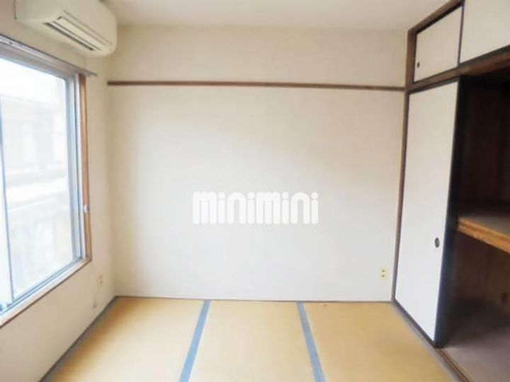 パークビルの居間