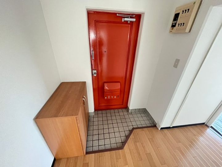 栄マンションの内装