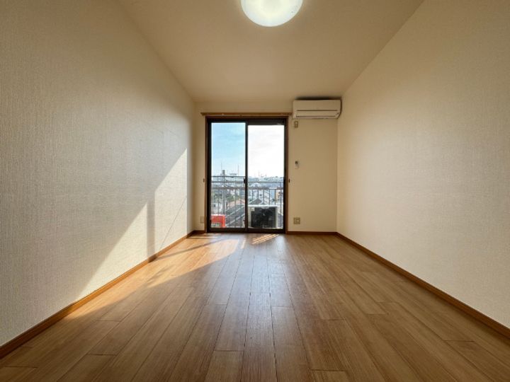 ソシア横浜の居間