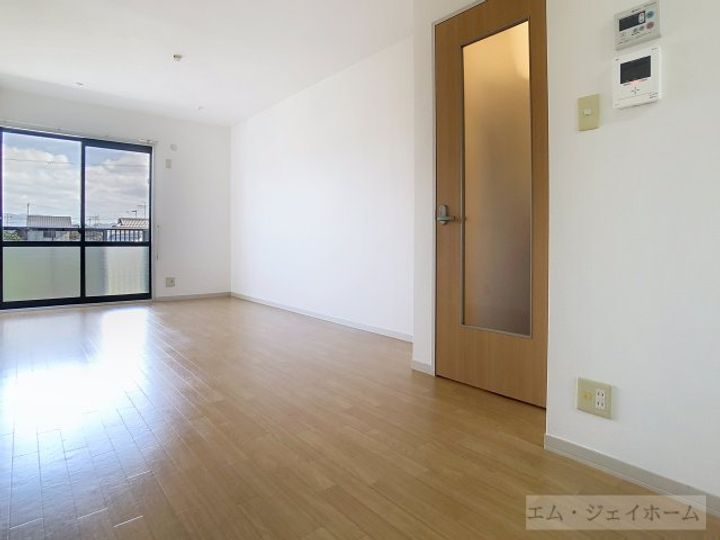ひまわりハイツの居間