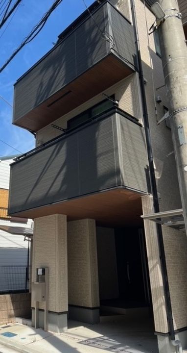 神奈川県横浜市鶴見区下野谷町1(一戸建)の賃貸物件の外観