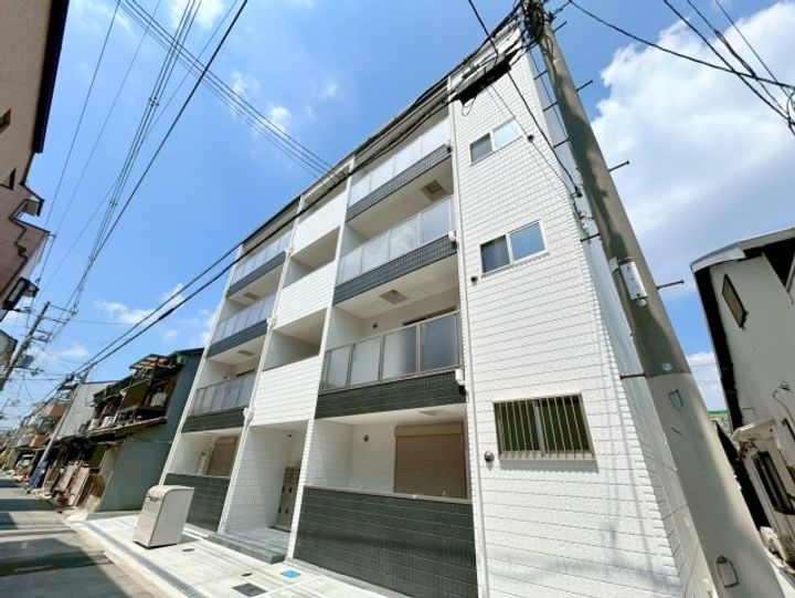 Avantio緑橋Alivioの外観