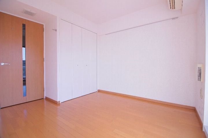 千葉県船橋市本町6(マンション)の賃貸物件の居間