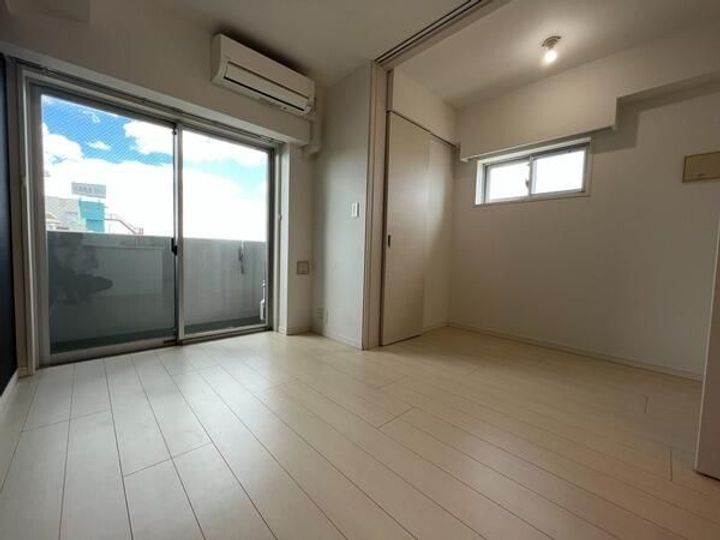 東京都杉並区下高井戸1(マンション)の賃貸物件の居間