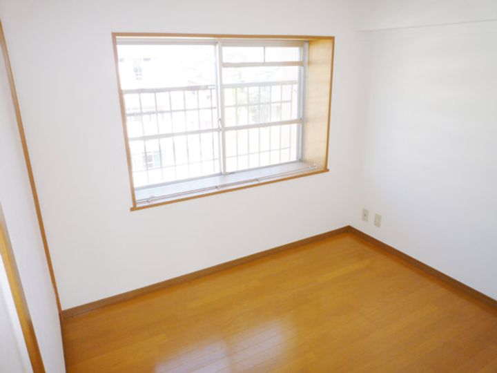 徳島県徳島市北矢三町1(マンション)の賃貸物件の居間